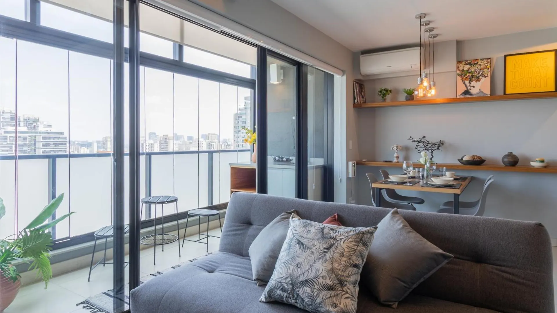 Duplex Excepcional No Campo Belo: Luxo Em 60M² Apartment Sao Paulo