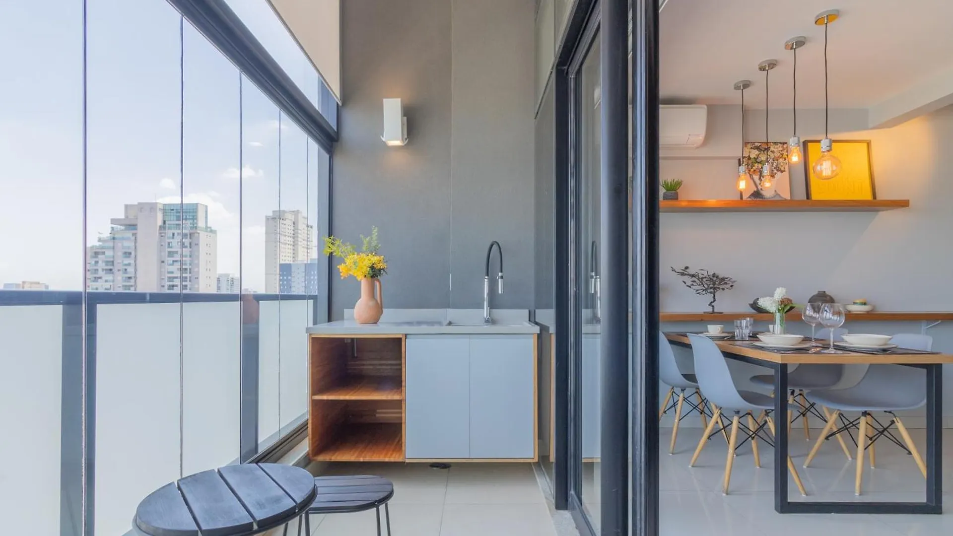 Duplex Excepcional No Campo Belo: Luxo Em 60M² Apartment Sao Paulo